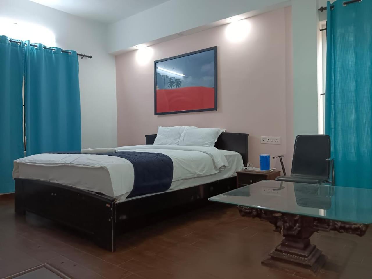 Savi'S Home Stay Утакаманд Экстерьер фото